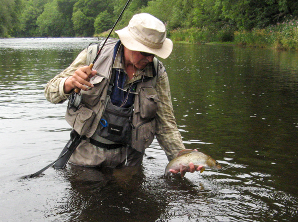 The Light Hare’s Fur Parachute Emerger – A Fly for All Seasons? (16/02/2025)